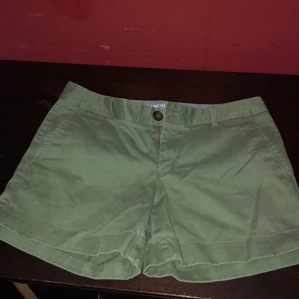 Banana Rep Shorts
